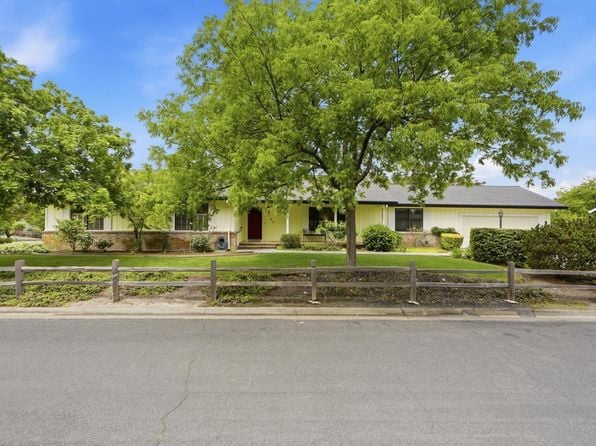 6123 Tamara Lane - Photo 1