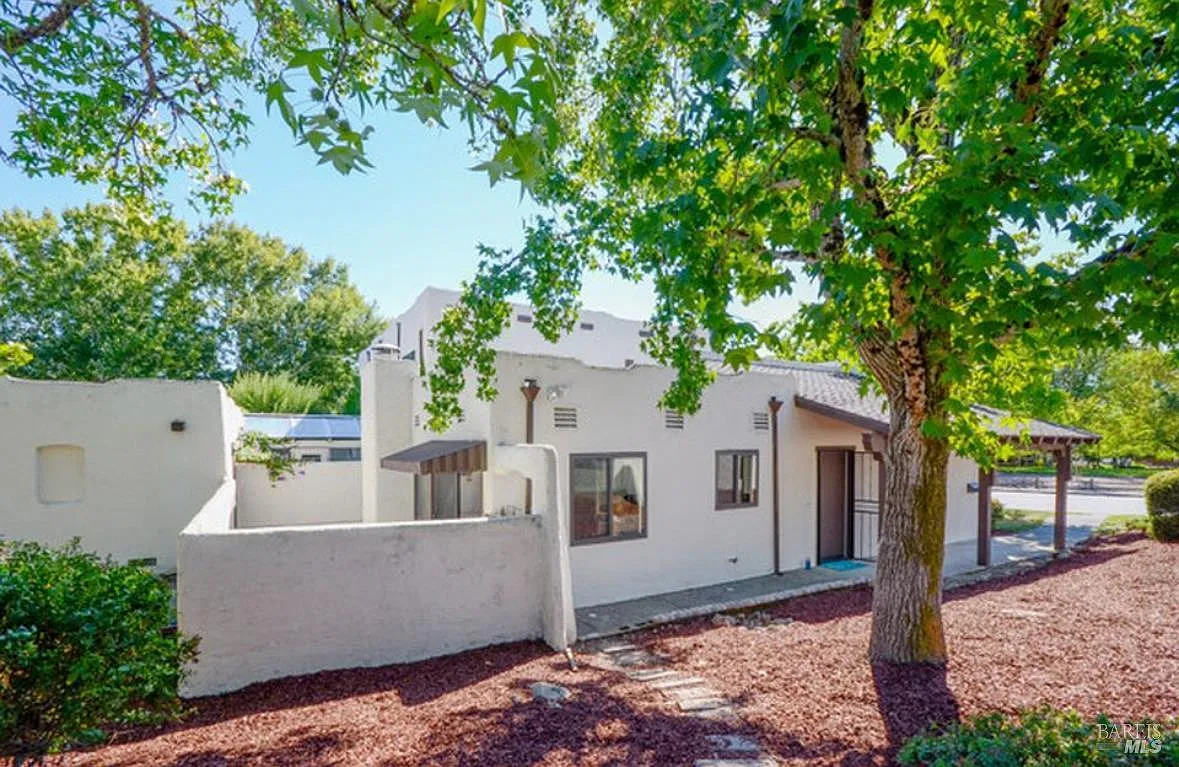 5270 El Mercado Parkway - Photo 1