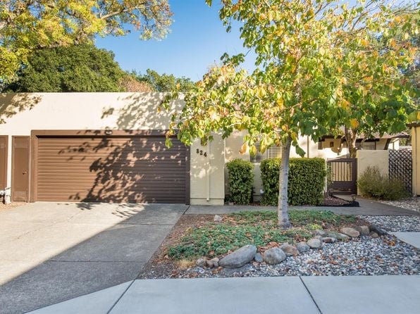 824 Adobe Drive - Photo 1