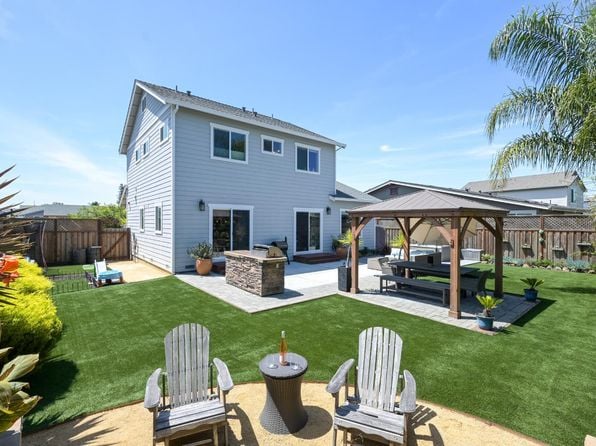 1325 Dogwood Drive - Photo 1