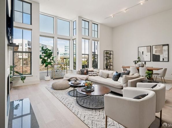 999 16th St APT 15 - Photo 1