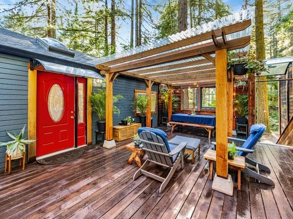 123 Redwood Avenue - Photo 1