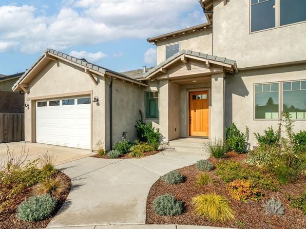 320 Cecile Court - Photo 1