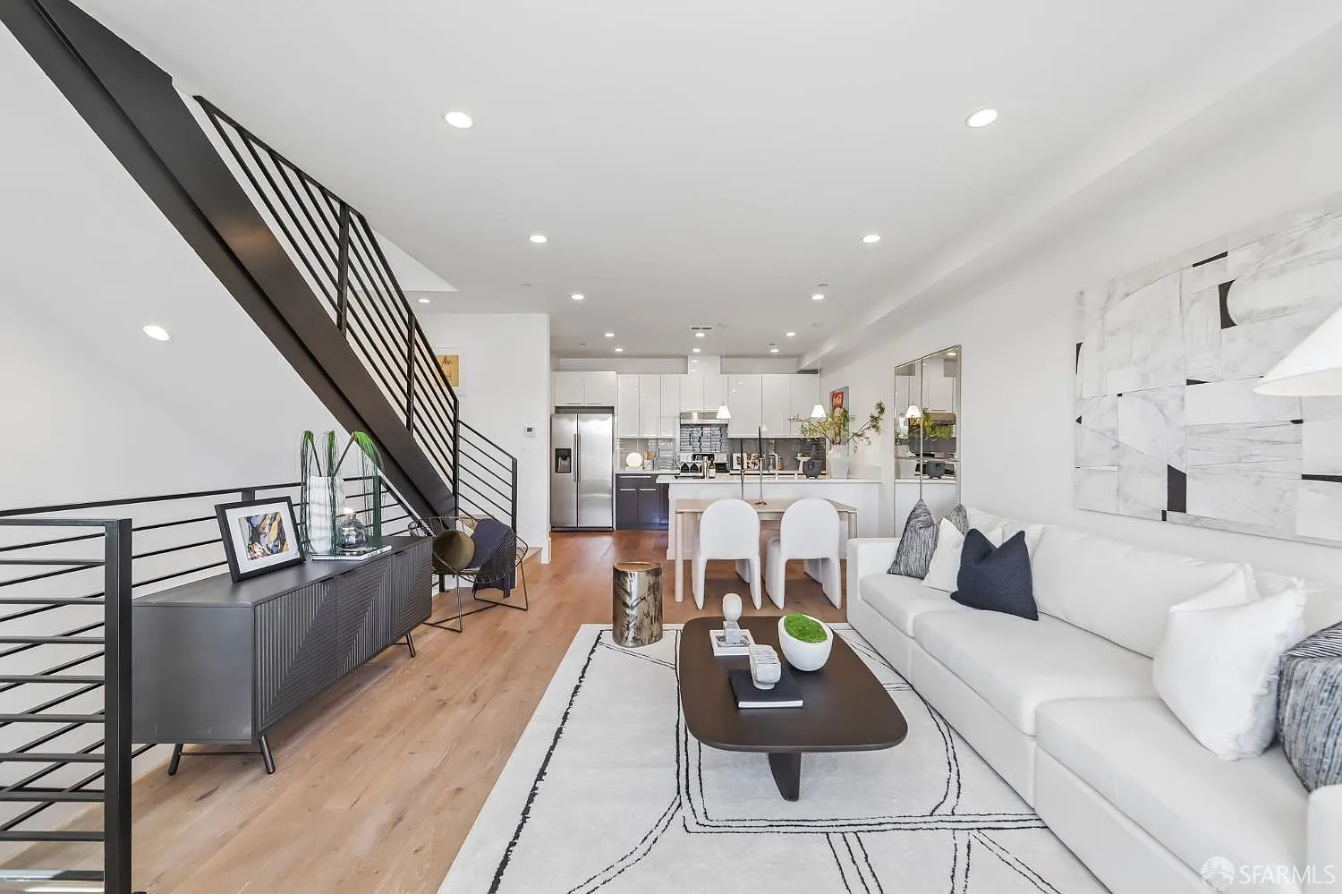 4132 3rd St #5 - Photo 1