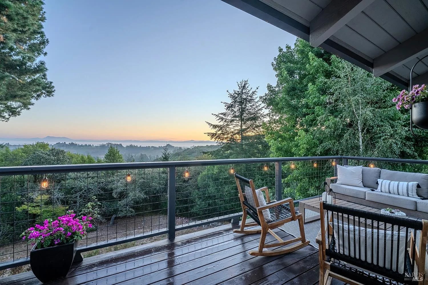 3370 Pharoahs Lane - Photo 1