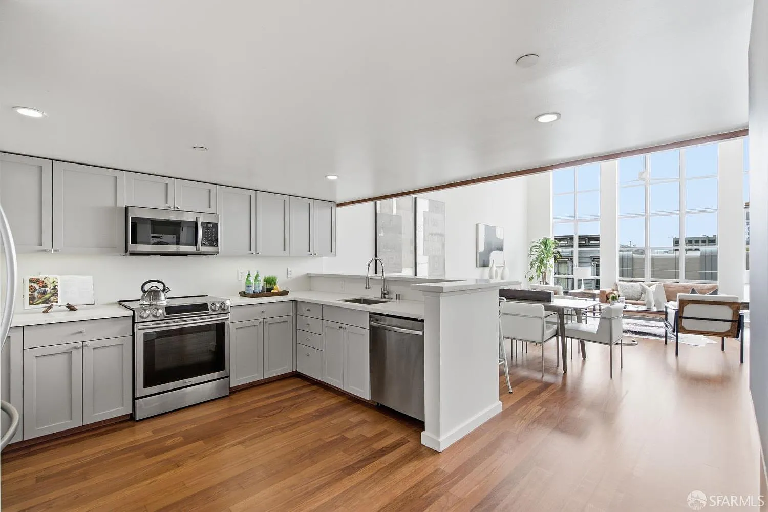 1800 Bryant St Suite 209 - Photo 1