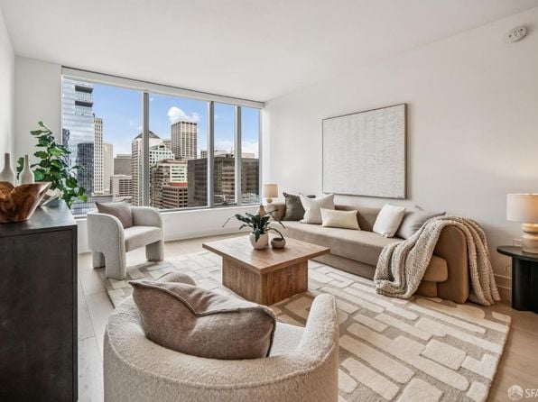 201 Folsom St APT 21B - Photo 1