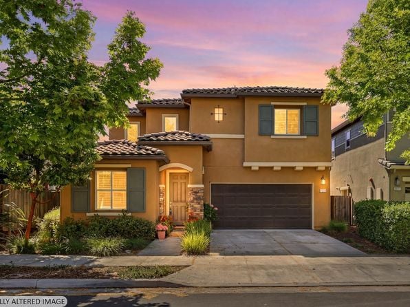 5533 Kennedy Place - Photo 1