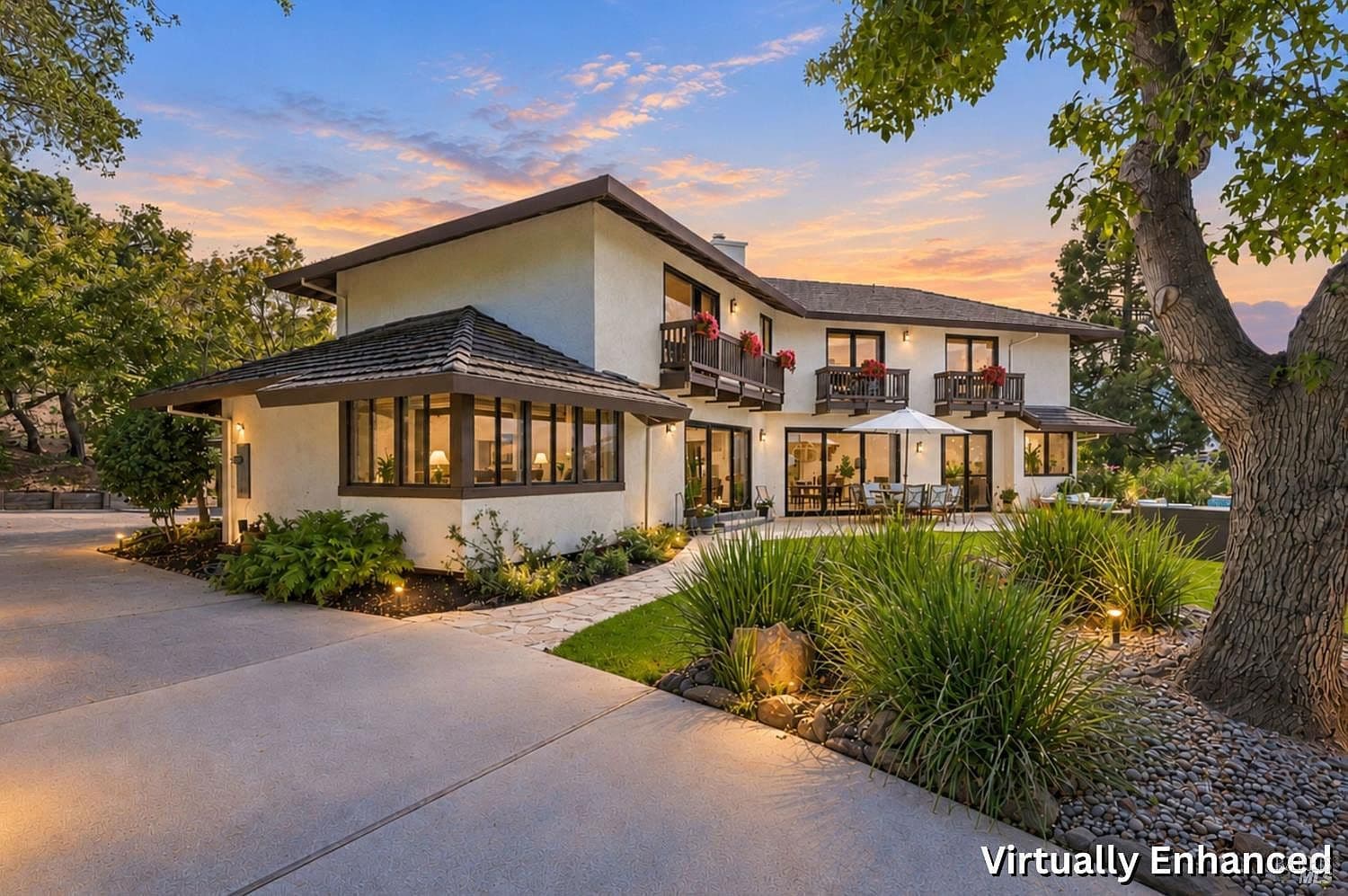 9 Burning Tree Court - Photo 1