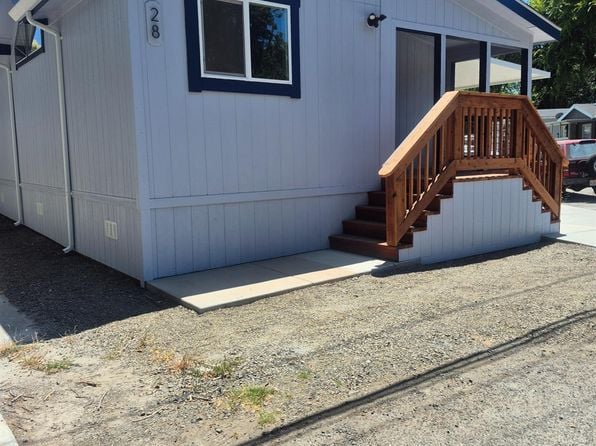 28 Donna Drive - Photo 1
