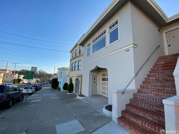 775 34th Ave - Photo 1