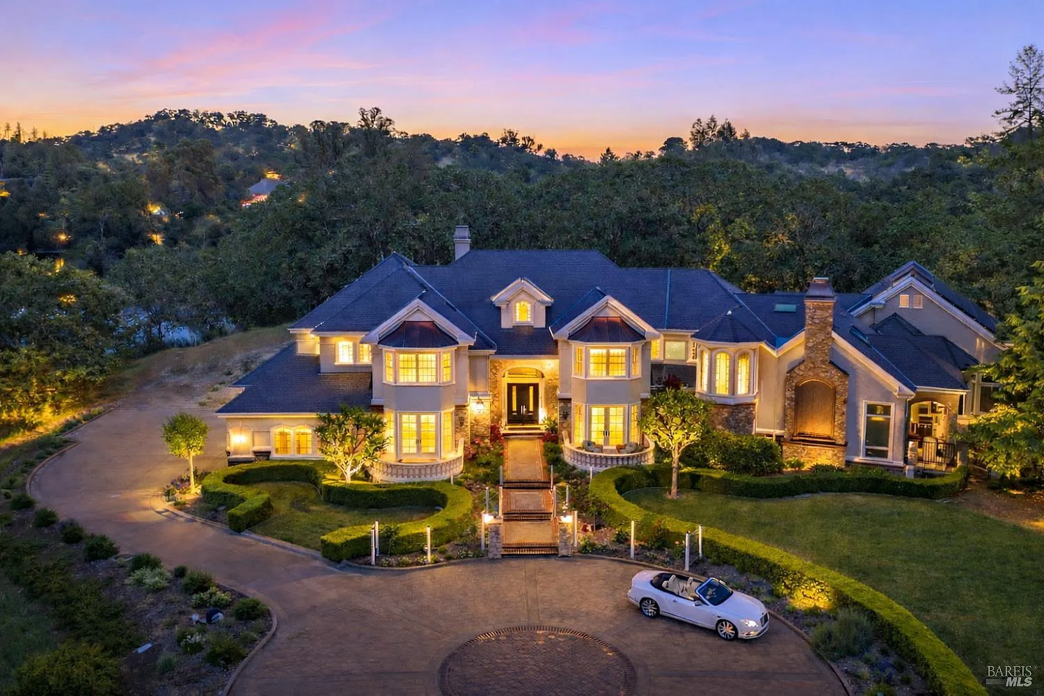 9988 Troon Court - Photo 1