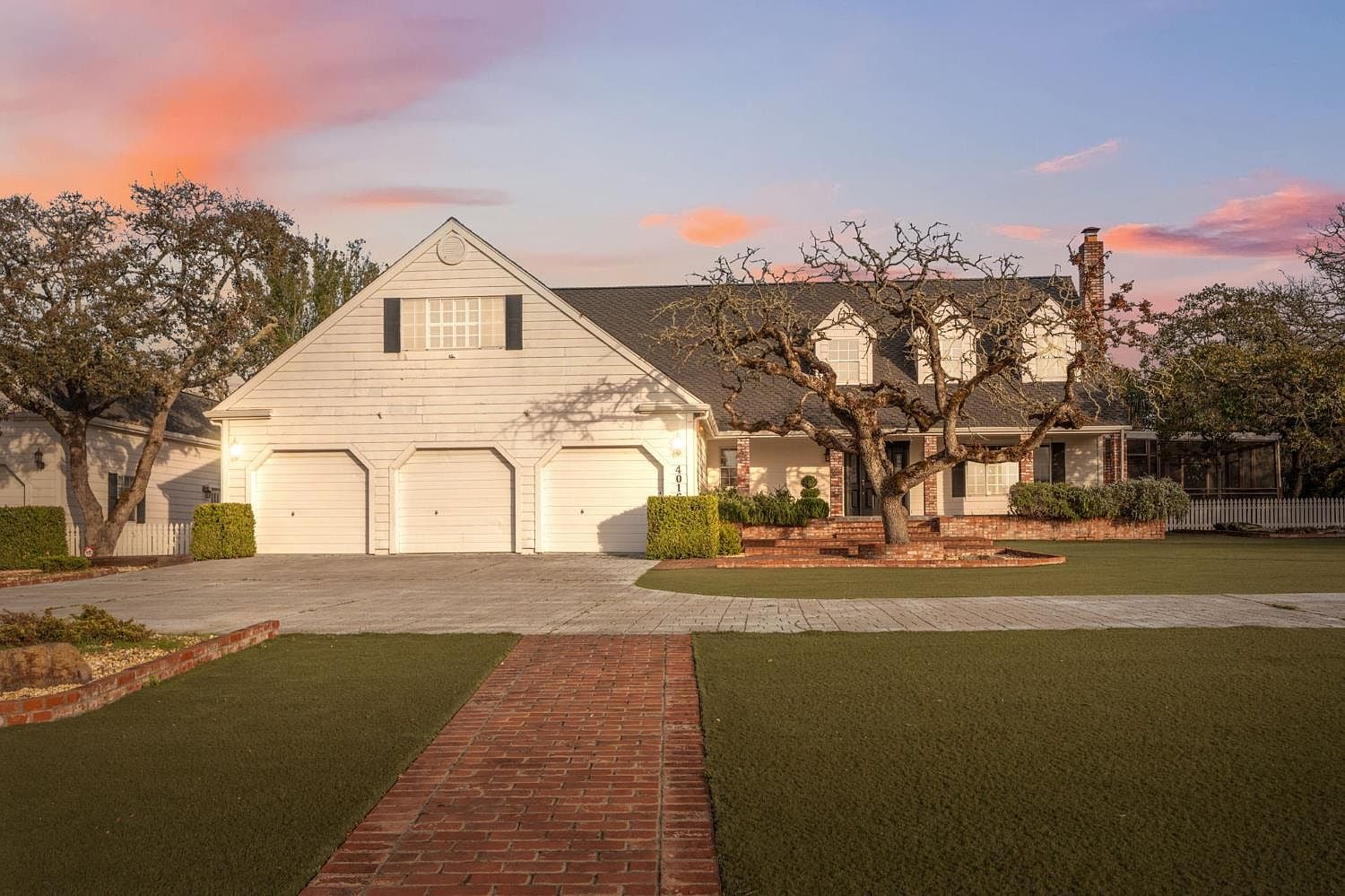 4016 Quartz Dr - Photo 1