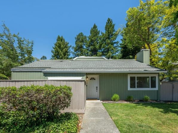 734 Racquet Club Circle - Photo 1