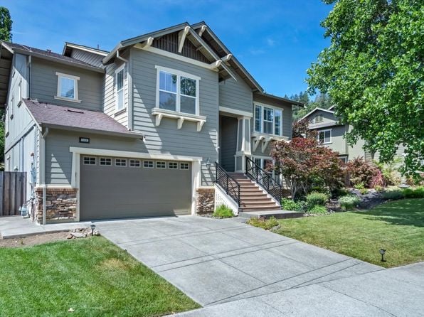 549 Port Circle - Photo 1