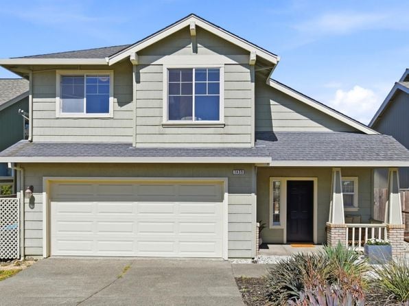 1439 Grey Hawk Way - Photo 1