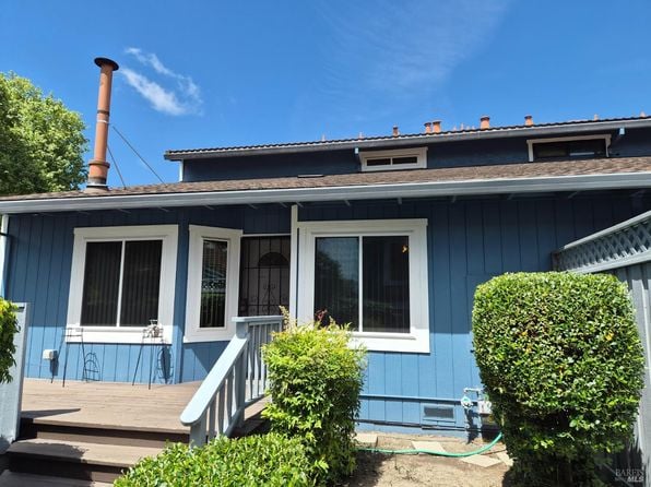 5044 Country Club Drive - Photo 1