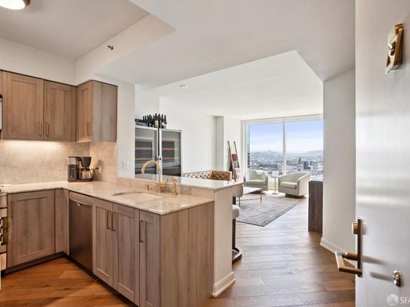 401 Harrison St APT 20A - Photo 1