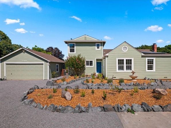1704 Hurlbut Lane - Photo 1