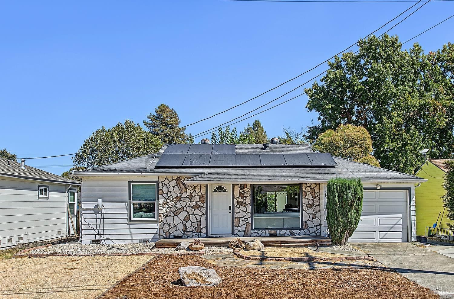 14 Bellevue Avenue - Photo 1