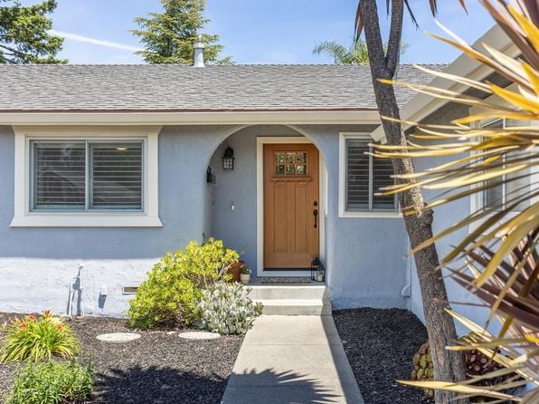 905 Saint Francis Drive - Photo 1