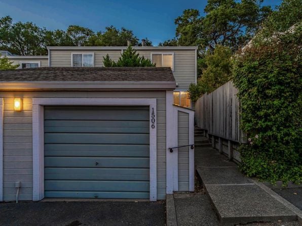 1506 Townview Avenue - Photo 1