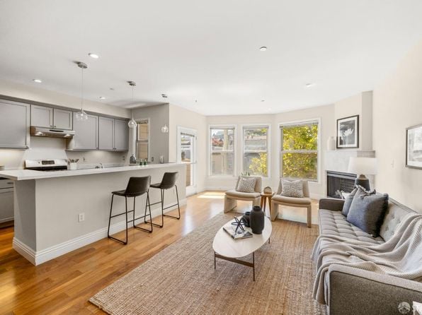 1699 Valencia St #304 - Photo 1