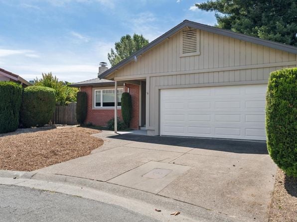1296 Orchard Street - Photo 1