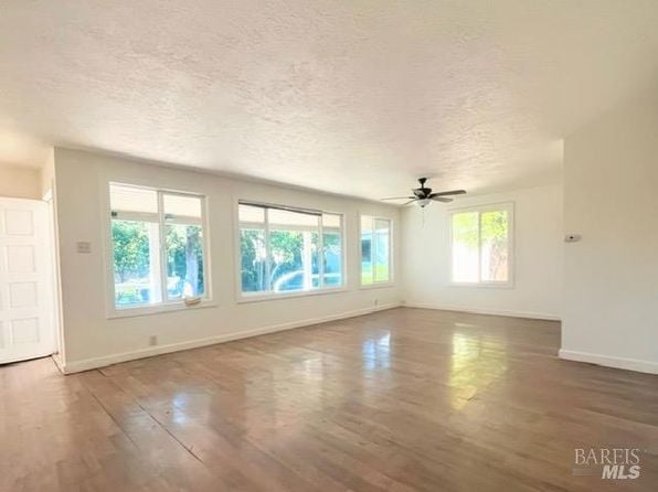 919 - 921 Naify Lane - Photo 1