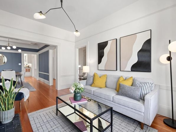 25 Sycamore St - Photo 1