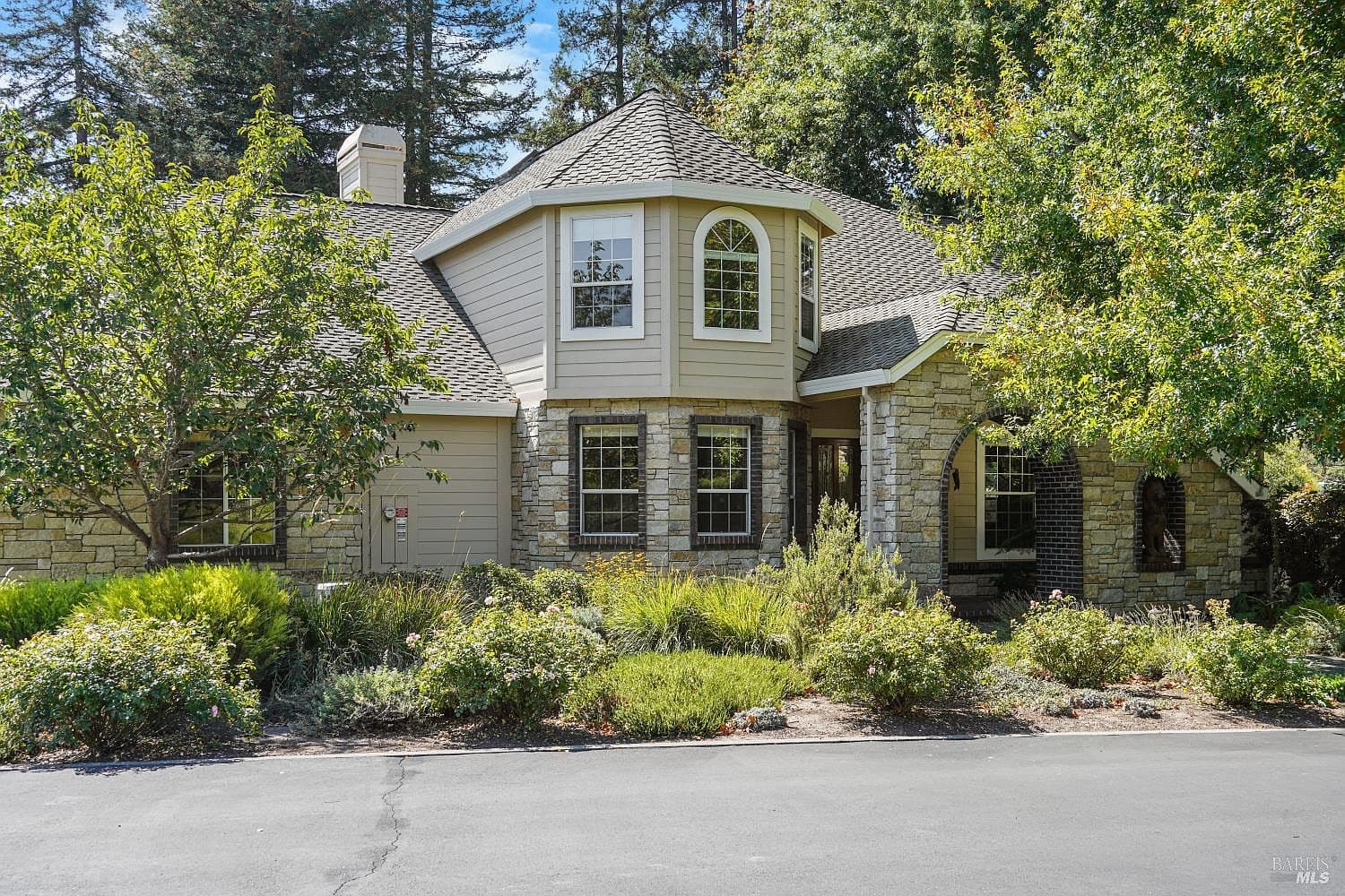 51 Boylan Lane - Photo 1