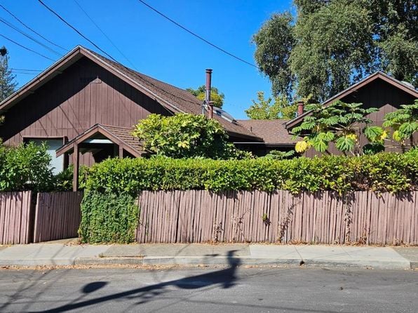 523 Center Street - Photo 1