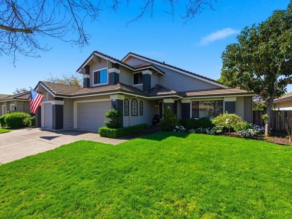 377 Troon Drive - Photo 1