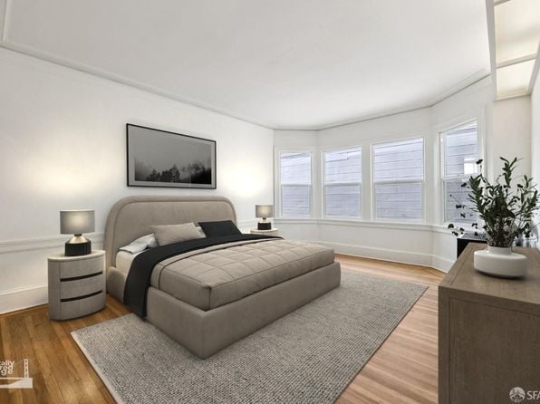 1915 Laguna St APT 2 - Photo 1