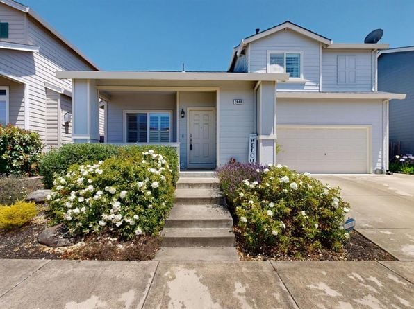 2448 Gilham Way - Photo 1