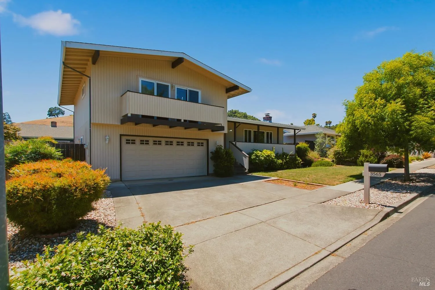 3565 Meadowbrook Drive - Photo 1