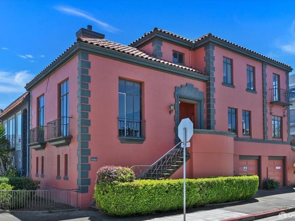 201 Capra Way - Photo 1
