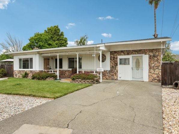 14 Margo Court - Photo 1