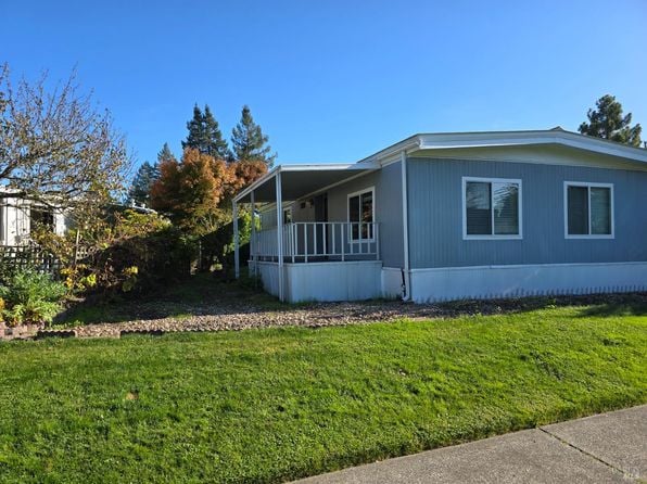 233 Apple Lane - Photo 1