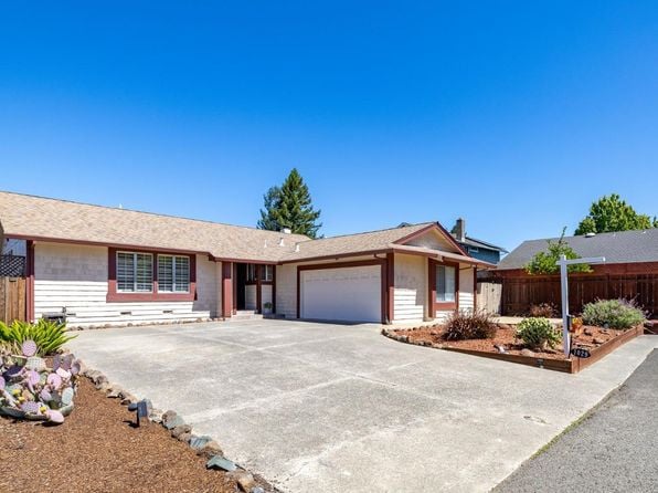 1029 Ely Boulevard S - Photo 1