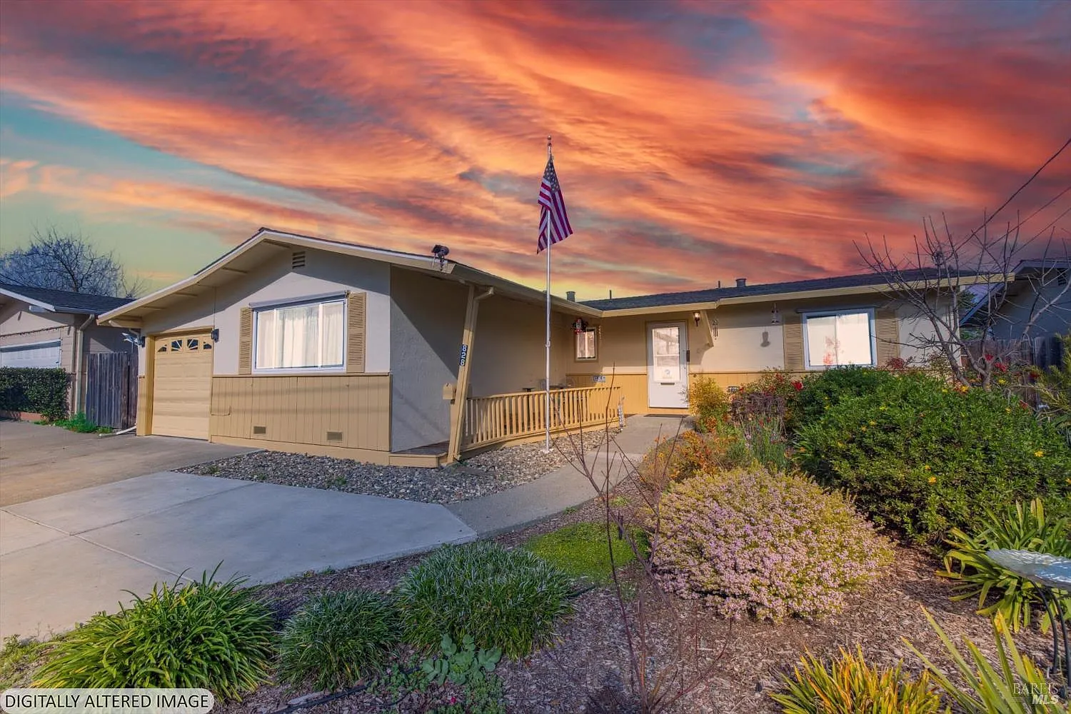 828 Laguna Street - Photo 1