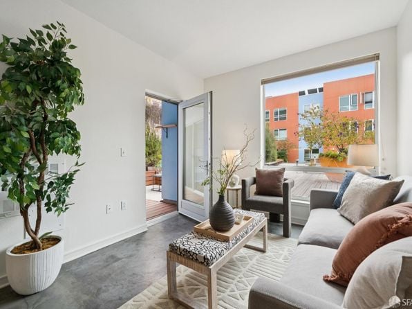 555 Bartlett St APT 224 - Photo 1