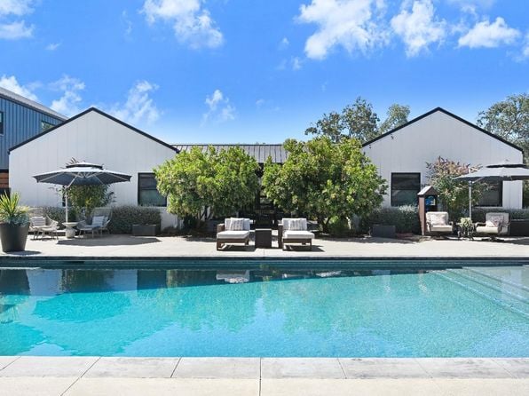 85 W Trinity Road - Photo 1