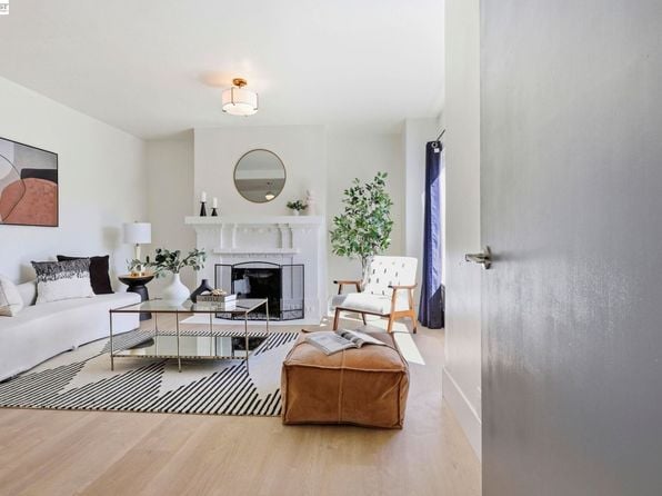 219 Jules Ave - Photo 1